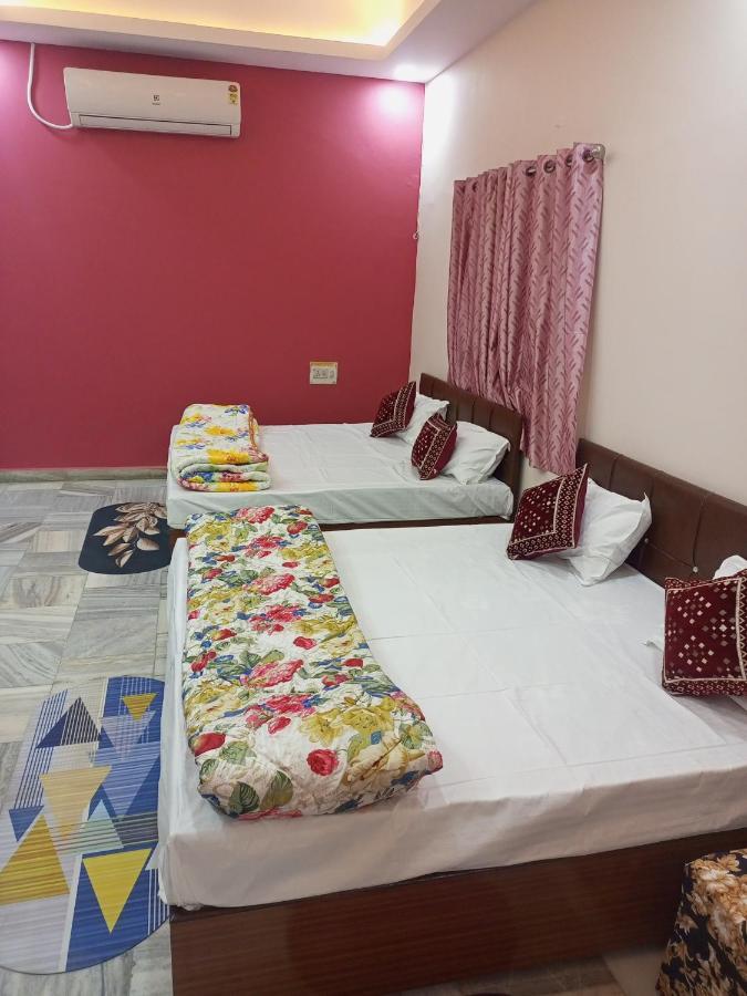 우자인 Aashirwad Residency B&B 외부 사진